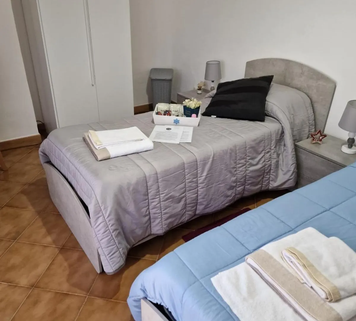 Bed and Breakfast Le Stanze Di Aurora Palermo 0*,