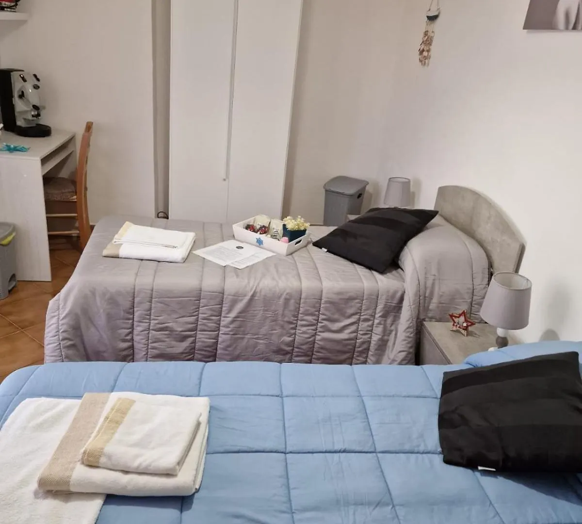 Bed and Breakfast Le Stanze Di Aurora Palermo 0*,
